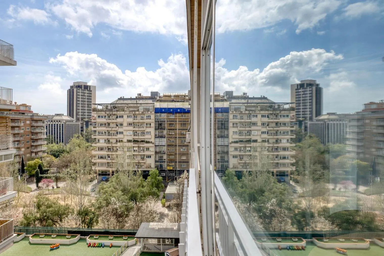 Renovated Les Tres Torres 3Br Apartment Bcn-94 Barcelona